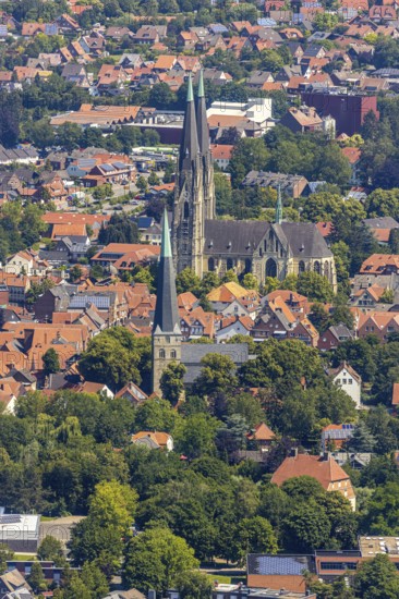 Aerial view, city centre view, Dom St. Ludgerus Billerbeck, parish church St. Johann, Billerbeck, Münsterland, North Rhine-Westphalia, Germany, place of worship, DE, cathedral, Domgasse, Europe, religious community, property tax, hall church, holy place, real estate, Johanniskirche, Johanniskirchplatz, Kath. pilgrimage church, cathedral, church, parish, denomination, aerial view, aerial photography, aerial photography, town view, town centre, Propsteikirche St. Ludgerus, transept, religion, religious site, townscape, urban area, city centre, overview, bird's-eye view, landmark, residential area, living and life, residential area, residential buildings, residential quality, housing estate, birds-eyes view, historical, overview