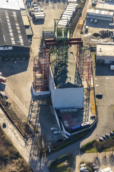 Aerial photograph, former Robert Müser colliery, restoration of winding tower, Werne, Bochum, Ruhr area, North Rhine-Westphalia, Germany, mine, DE, Europe, commercial area, commercial use, industrial area, industrial site, aerial photograph, aerial photography, aerial photography, production plants, production halls, coal mine, overview, bird's-eye view, Von-Waldthausen-Straße, Robert Müser colliery, birds-eyes view, overview