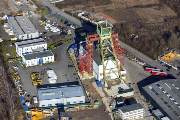 Aerial photograph, former Robert Müser colliery, restoration of winding tower, Werne, Bochum, Ruhr area, North Rhine-Westphalia, Germany, mine, DE, Europe, commercial area, commercial use, industrial area, industrial site, aerial photograph, aerial photography, aerial photography, production plants, production halls, coal mine, overview, bird's-eye view, Von-Waldthausen-Straße, Robert Müser colliery, birds-eyes view, overview