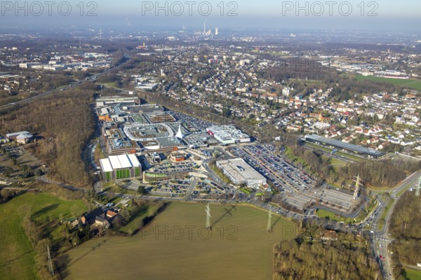 Aerial view, Ruhrpark Bochum, shopping centre, Harpen, Bochum, Ruhr area, North Rhine-Westphalia, Germany, DE, shopping centre, shopping mall, shopping mile, shopping markets, shopping plaza, Europe, aerial view, aerial photography, aerial photography, parking, overview, bird's eye view, birds-eyes view, overview