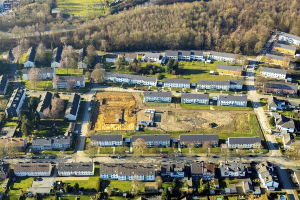 Aerial view, construction site, new build, new build flats Im Nörenberger Feld, Werne, Bochum, Ruhr area, North Rhine-Westphalia, Germany, construction work, construction area, construction site, construction measure, construction project, DE, development, Europe, Im Nörenberger Feld, capacity requirement, aerial photograph, aerial photography, aerial photography, new build, new build flats, terraced houses, overview, Vivawest, bird's eye view, birds-eyes view, overview