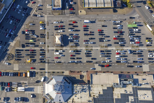 Aerial view, Hannibal-Center, shopping centre, Hofstede, Bochum, Ruhr area, North Rhine-Westphalia, Germany, Bochum-Riemke, DE, shopping centre, shopping markets, shopping plaza, Europe, specialist markets, aerial view, aerial photography, aerial photography, local supply centre, car parks, overview, bird's-eye view, overview