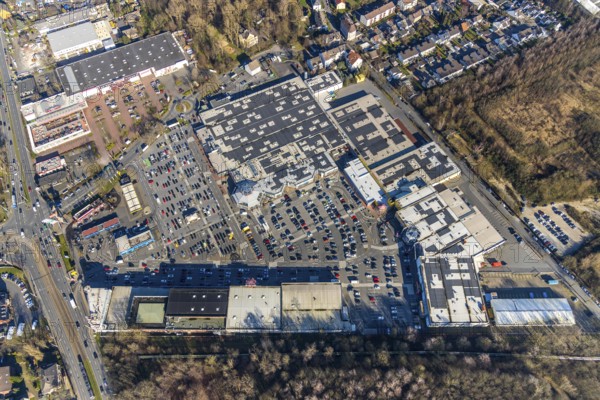 Aerial view, Hannibal-Center, shopping centre, Hofstede, Bochum, Ruhr area, North Rhine-Westphalia, Germany, Bochum-Riemke, DE, shopping centre, shopping markets, shopping plaza, Europe, specialist markets, aerial view, aerial photography, aerial photography, local supply centre, car parks, overview, bird's-eye view, overview