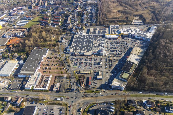 Aerial view, Hannibal-Center, shopping centre, Hofstede, Bochum, Ruhr area, North Rhine-Westphalia, Germany, Bochum-Riemke, DE, shopping centre, shopping markets, shopping plaza, Europe, specialist markets, aerial view, aerial photography, aerial photography, local supply centre, car parks, overview, bird's-eye view, overview