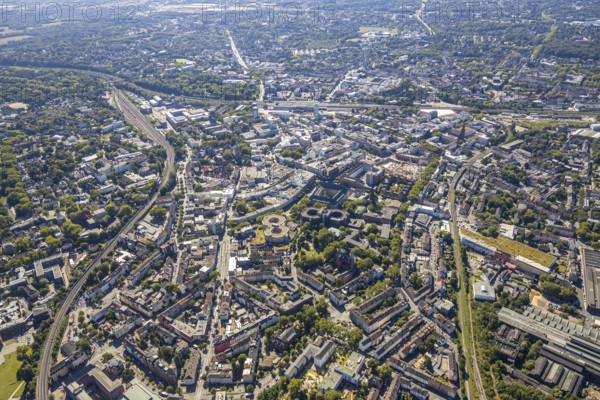 Aerial view, overview Bochum city centre from north to south with central station, mining museum, Hamme, Bochum, Ruhr area, North Rhine-Westphalia, Germany, DE, Europe, birds-eyes view, aerial photography, aerial photography, overview, bird's eye view, urban planning, reconstruction measures, construction site, overplanning