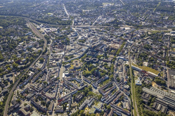 Aerial view, overview Bochum city centre from north to south with central station, mining museum, Hamme, Bochum, Ruhr area, North Rhine-Westphalia, Germany, DE, Europe, birds-eyes view, aerial photography, aerial photography, overview, bird's eye view, urban planning, reconstruction measures, construction site, overplanning