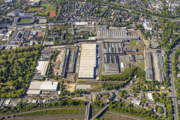 Aerial photograph, thyssenkrupp Steel Europe AG Bochum plant, Bochum prison, Castroper Straße, Grumme, Bochum, Ruhr area, North Rhine-Westphalia, Germany, arrest, DE, Europe, imprisonment, custodial sentence, prison, custody, industrial area, industrial estate, commercial use, prison, prison sentence, industrial facilities, industrial area, industrial site, correctional facility, aerial view, aerial photography, aerial photography, production facilities, production halls, overview, custody, bird's eye view, birds-eyes view, overview