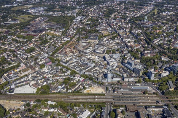 Aerial view, overview Bochum city centre from south to north with central station, south inner city, Bochum, Ruhr area, North Rhine-Westphalia, Germany, DE, Europe, birds-eyes view, aerial view, aerial photography, aerial photography, overview, bird's eye view, urban planning, reconstruction measures, construction site, overplanning