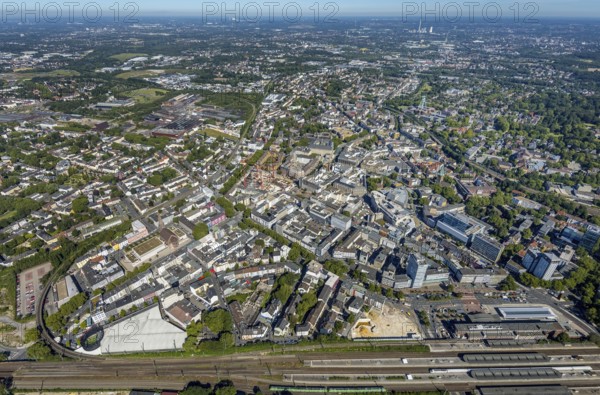 Aerial view, overview Bochum city centre from south to north with central station, south inner city, Bochum, Ruhr area, North Rhine-Westphalia, Germany, DE, Europe, birds-eyes view, aerial view, aerial photography, aerial photography, overview, bird's eye view, urban planning, reconstruction measures, construction site, overplanning