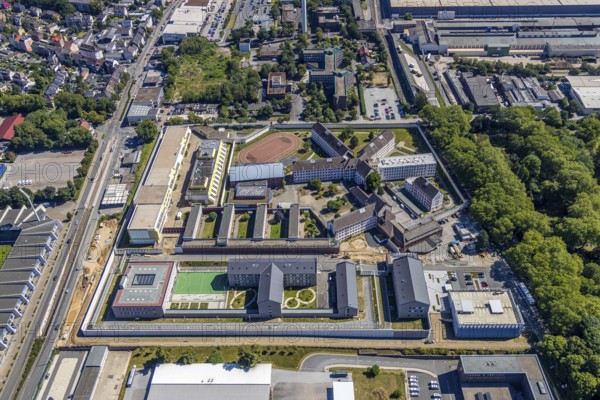 Aerial view, JVA correctional facility Bochum, prison, above area at Castroper Straße for the planned Green Mosque Ruhr, next to car dealership Feix, Grumme, Bochum, Ruhr area, North Rhine-Westphalia, Germany, DE, Europe, birds-eyes view, aerial photograph, aerial photography, aerial photography, overview, overview, bird's eye view, urban planning, reconstruction measures, construction site, overplanning