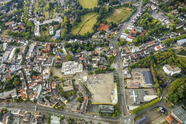 Aerial view, Gertrudiscenter, Kaufland, Alter Markt, Propsteikirche St. Gertrud von Brabant, Caritas-Seniorenheim St. Elisabeth v. Thüringen, Berliner Straße, Wattenscheid, Bochum, Ruhr area, North Rhine-Westphalia, Germany, retirement home, retirement home, place of worship, care and nursing, Bochum-Wattenscheid, DE, shopping markets, shopping square, shopping street, shopping centre, Europe, religious community, place of worship, church, parish, denomination, Lidl supermarket, aerial view, aerial photography, aerial photography, local supply centre, care facility, religion, retirement home, retirement home, retirement home, senior citizens' centre, Wattenscheid district, overview, bird's eye view, birds-eyes view, overview