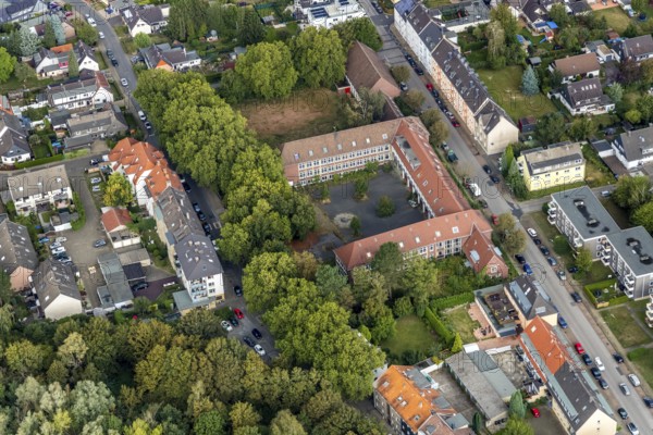 Aerial view, residential area Moltkestraße, Goebenstraße, Wattenscheid, Bochum, Ruhr area, North Rhine-Westphalia, Germany, Bochum-Wattenscheid, DE, Europe, aerial view, aerial photography, aerial photography, district Wattenscheid, overview, bird's eye view, birds-eyes view, overview, block of flats, rental flats, rent