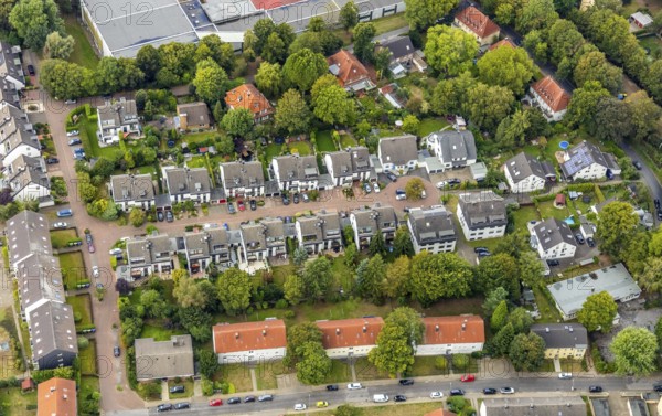 Aerial view, residential area Langes Hof, Leithe, Bochum, Ruhr area, North Rhine-Westphalia, Germany, Bochum-Wattenscheid, DE, single-family houses, Europe, property tax, real estate, aerial view, aerial photography, aerial photography, terraced houses, Wattenscheid district, overview, bird's-eye view, Wattenscheid, residential area, housing and living, residential area, residential houses, residential quality, residential neighbourhood, housing estate, birds-eyes view, overview