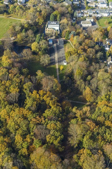 Weitmarer palace gardens, Kubus Museum in der Ruine Haus Weitmar, Weitmar, Bochum, Ruhr area, North Rhine-Westphalia, Germany, DE, Europe, green trees, autumn colours, culture, art, art museum, aerial view, aerial photograph, aerial photography, aerial photography, museum, Nevelstraße, ruin, overview, bird's eye view, birds-eyes view, overview