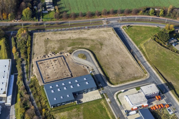 Construction site of new industrial estate An der Salzstraße, district Hiltrop, Bochum, Ruhr area, North Rhine-Westphalia, Germany, railway tracks, BÄKO WEST eG, DE, EnergieEffizienzZentrum Bochum, Europe, commercial enterprises, commercial area, industrial estate, business park, commercial location, commercial use, industrial area, industrial building, industrial site, allotment garden association Friedlicher Nachbar Bochum-Gerthe, Lothringer Allee, aerial view, aerial photograph, aerial photography, aerial photography, PATTBERG Maschinenbauteile GmbH, overview, bird's-eye view, birds-eyes view, overview