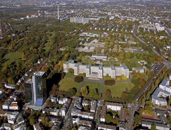Frankfurt, skyline, skyscrapers, Deutsche Bank, DEU Germany Germany, Europe, aerial view, birds-eyes view, aerial photography, aerial photography, overview, overview, bird's eye view