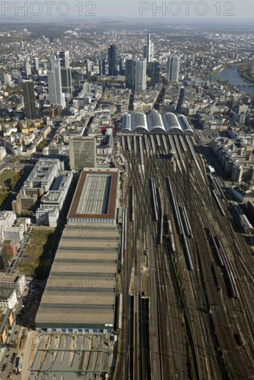 Frankfurt, skyline, skyscrapers, Deutsche Bank, DEU Germany Germany, Europe, aerial view, birds-eyes view, aerial photography, aerial photography, overview, overview, bird's eye view