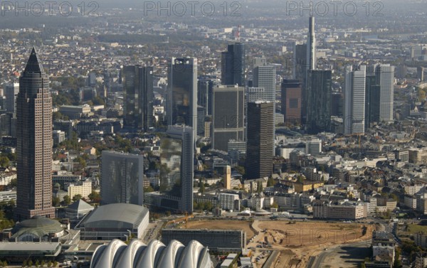 Frankfurt, skyline, skyscrapers, Deutsche Bank, DEU Germany Germany, Europe, aerial view, birds-eyes view, aerial photography, aerial photography, overview, overview, bird's eye view