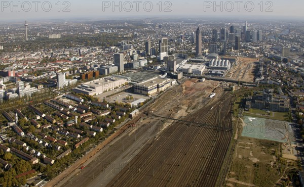 Frankfurt, skyline, skyscrapers, Deutsche Bank, DEU Germany Germany, Europe, aerial view, birds-eyes view, aerial photography, aerial photography, overview, overview, bird's eye view
