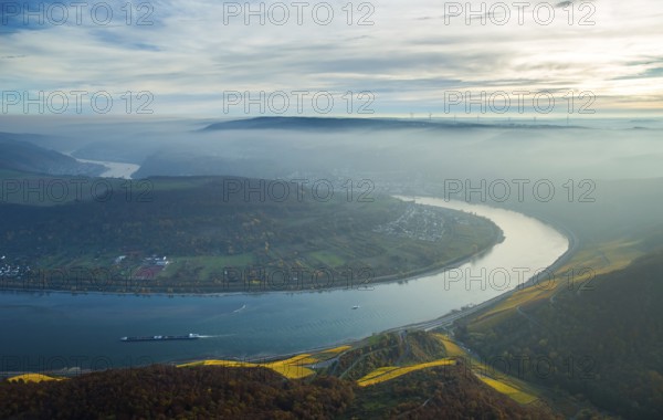 Filsen and Osterspai on the right bank of the Rhine, Rhine valley in autumn fog, Boppard, Rhine valley, Rhineland-Palatinate, Germany, Europe, aerial view, birds-eyes view, aerial photography, aerial photography, overview, bird's eye view