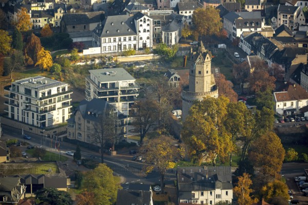 The Round Tower, landmark of Andernach, corner defence tower in the town wall, defence tower, Andernach, district of Mayen-Koblenz, Rhineland-Palatinate, Germany, Europe, aerial view, birds-eyes view, aerial photography, aerial photography, overview, bird's eye view