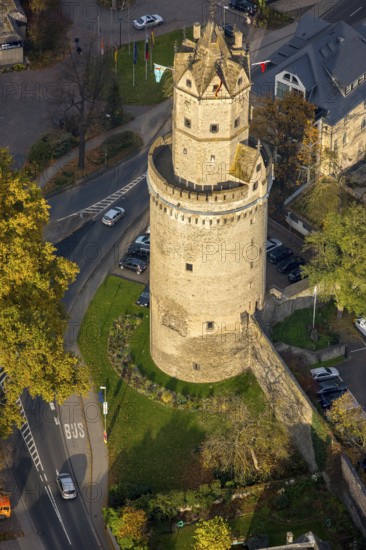 The Round Tower, landmark of Andernach, corner defence tower in the town wall, defence tower, Andernach, district of Mayen-Koblenz, Rhineland-Palatinate, Germany, Europe, aerial view, birds-eyes view, aerial photography, aerial photography, overview, bird's eye view