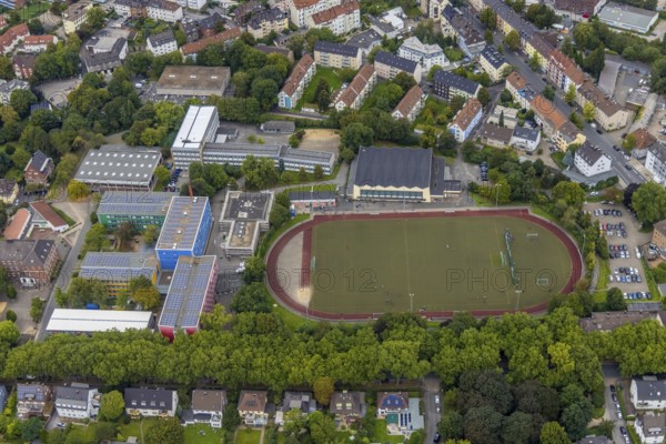 Aerial view, vocational college and Otto-Schott-Realschule as well as sports field with Husemannhalle at Husemannstraße in Witten, Ruhr area, North Rhine-Westphalia, Germany, vocational school, education, educational institution, DE, Europe, football pitch, educational institute, aerial view, aerial photography, aerial photography, secondary school, school, sports, sports facilities, sports field, sports facility, overview, bird's eye view, Witten, birds-eyes view, overview