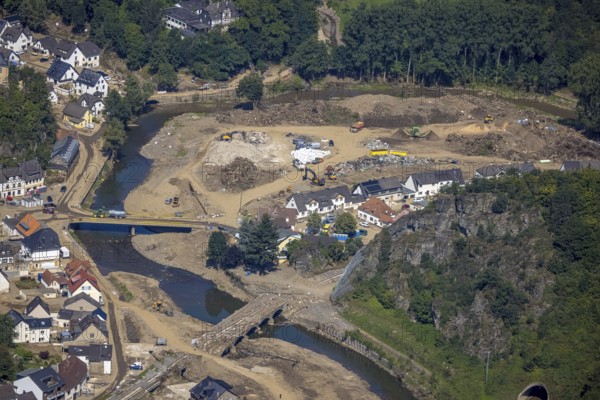 Aerial view, flood area on the river Ahr with destroyed bridges in the Kreuzberg district, Altenahr, Ahr valley, Rhineland-Palatinate, Germany, Ahrbrück, Ahr flood, DE, railway bridge, Europe, flood disaster, flood disaster, flood of the century, aerial view, aerial photography, aerial photography, overview, bird's-eye view, overview, flooding, flooding, flood area