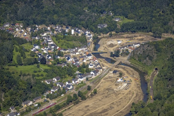 Aerial view, flood area at the river Ahr with destroyed bridges and historical sight Kreuzberg Castle in the district Kreuzberg, Altenahr, Ahr valley, Rhineland-Palatinate, Germany, Ahrbrück, Ahr flood, castle, DE, Europe, flood disaster, flood disaster, hilltop castle, century flood, aerial view, aerial photography, aerial photography, overview, bird's-eye view, overview, flooding, flooding, flood area