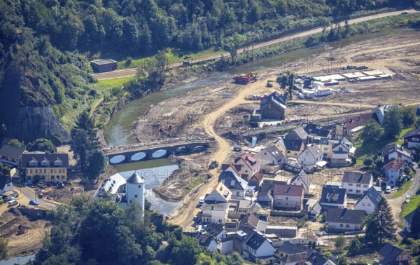 Aerial view, flooded area at the river Ahr with destroyed bridges and historical sight Burg Kreuzberg in the district Kreuzberg, Altenahr, Ahr valley, Rhineland-Palatinate, Germany, Ahr flood, castle, DE, Europe, flood disaster, flood disaster, hilltop castle, century flood, aerial view, aerial photography, aerial photography, overview, bird's-eye view, overview, flooding, flooding, flooded area