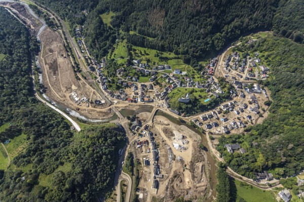 Aerial view, flooded area at the river Ahr with destroyed bridges and historical sight Burg Kreuzberg in the district Kreuzberg, Altenahr, Ahr valley, Rhineland-Palatinate, Germany, Ahr flood, castle, DE, Europe, flood disaster, flood disaster, hilltop castle, century flood, aerial view, aerial photography, aerial photography, overview, bird's-eye view, overview, flooding, flooding, flooded area
