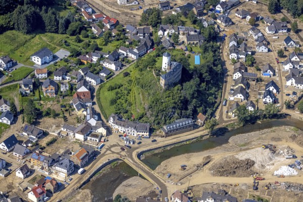 Aerial view, flooded area at the river Ahr with destroyed bridges and historical sight Burg Kreuzberg in the district Kreuzberg, Altenahr, Ahr valley, Rhineland-Palatinate, Germany, Ahr flood, castle, DE, Europe, flood disaster, flood disaster, hilltop castle, century flood, aerial view, aerial photography, aerial photography, overview, bird's-eye view, overview, flooding, flooding, flooded area