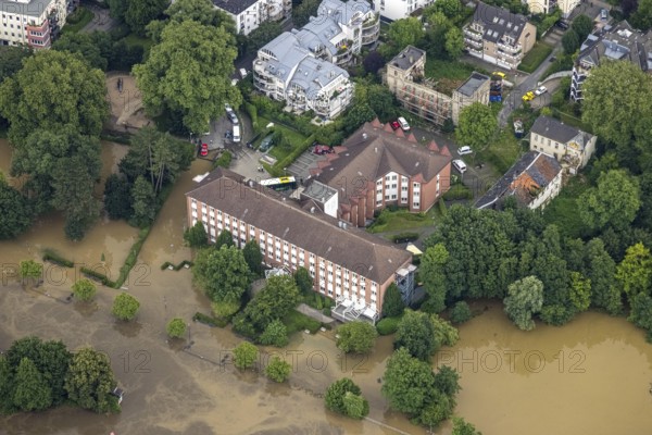 Aerial photograph, Ruhr flood, flooding, Altstadt I - Southwest, Mülheim an der Ruhr, Ruhr area, North Rhine-Westphalia, Germany, DE, Europe, birds-eyes view, aerial photograph, aerial photography, aerial photography, overview, bird's eye view, floods, floods of the century