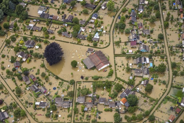 Aerial photo, Ruhr flood, flooded campsite Amsel restaurant on the Ruhr Valley cycle path in Schwerte, Schwerte, Ruhr area, North Rhine-Westphalia, Germany, DE, Europe, birds-eyes view, aerial photo, aerial photography, aerial photography, overview, bird's eye view