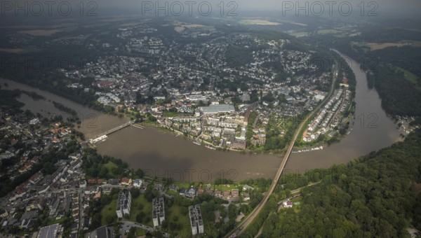 Aerial photograph, Ruhr flood, flooding, Ruhrschleife near Kettwig, Kettwiger See, Kettwig, Essen, Ruhr area, North Rhine-Westphalia, Germany, DE, Europe, birds-eyes view, aerial photograph, aerial photography, aerial photography, overview, overview, bird's eye view, floods, floods of the century