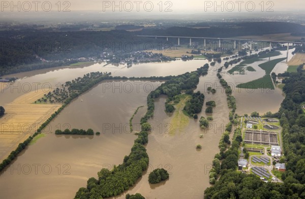 Aerial photo, Ruhr flood, flooding, Ruhr between Essen-Kettwig and Mülheim on the A52 motorway bridge, Kettwig, Essen, Ruhr area, North Rhine-Westphalia, Germany, DE, Europe, birds-eyes view, aerial photography, aerial photography, overview, bird's eye view, floods, floods of the century