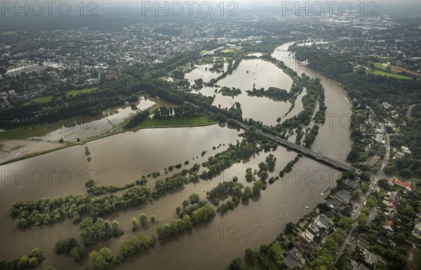 Aerial photo, Ruhr flood, flooding, Ruhr flooding near Menden and Ickten, Mülheim an der Ruhr, Ruhr area, North Rhine-Westphalia, Germany, DE, Europe, birds-eyes view, aerial photo, aerial photography, aerial photography, overview, overview, bird's eye view, floods, floods of the century
