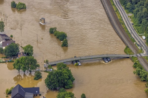 Aerial photo, Ruhr flood, flooding, floating bridge Dahlhausen, Linden, Bochum, Ruhr area, North Rhine-Westphalia, Germany, DE, Europe, birds-eyes view, aerial photo, aerial photography, aerial photography, overview, bird's eye view, flood, flood of the century, city boundary Bochum Hattingen