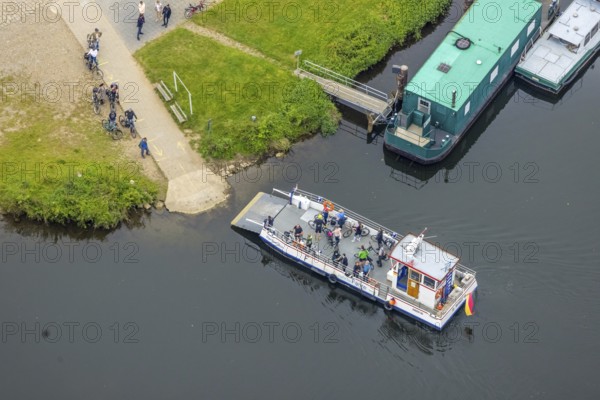 Aerial view, RuhrtalFerry Hardenstein on the river Ruhr in the district Vormholz in Witten, Ruhr area, North Rhine-Westphalia, Germany, DE, Europe, ferry Hardenstein, aerial view, aerial photography, aerial photography, ship, overview, bird's eye view, Witten, birds-eyes view, overview