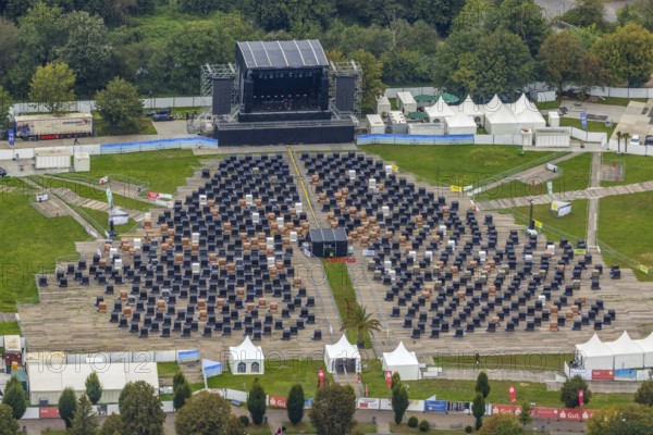 Aerial photo, tent festival at Lake Kemnader with corona-related beach chair edition 2021 in the Heven district of Witten, Ruhr area, North Rhine-Westphalia, Germany, distance rule, Corona crisis, Corona measures, Covid-19, DE, Europe, hygiene measures, culture, art, aerial photography, aerial photography, aerial photography, beach chairs, overview, events, venue, event location, bird's eye view, Witten, ZFR, birds-eyes view, cultural use, overview