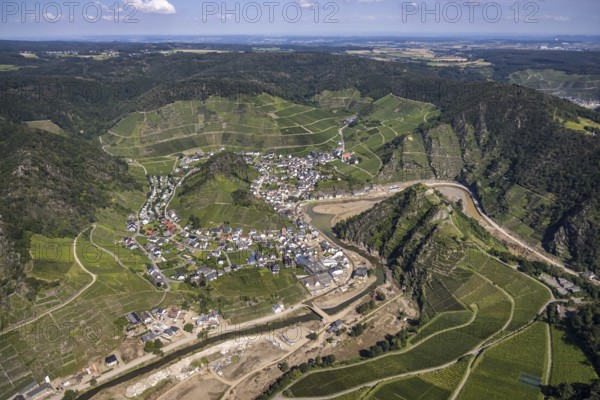 Aerial view, flood area at the river Ahr in the district Mayschoß in Altenahr, Mayschoß, Ahr valley, Rhineland-Palatinate, Germany, Ahr flood, Ahrschleife, Altenahr, DE, Europe, flood disaster, flood disaster of the century, aerial photograph, aerial photography, aerial photography, overview, bird's eye view, vineyards, birds-eyes view, overview, flooding, flood area