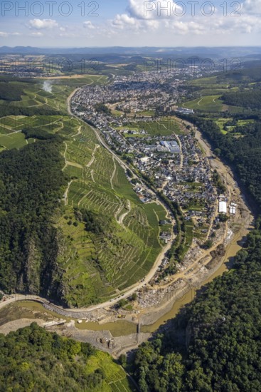 Aerial photograph, flood area at the river Ahr in Walporzheim, Bad Neuenahr-Ahrweiler, Ahr valley, Rhineland-Palatinate, Germany, Ahr flood, DE, Europe, flood disaster, flood, flood disaster, flood of the century, aerial photograph, aerial photography, aerial photography, overview, bird's-eye view, overview, flooding, flooding, flood area