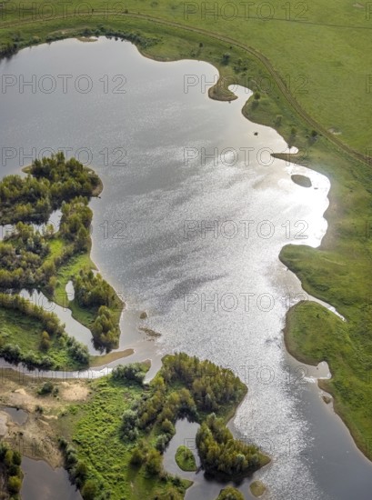 Aerial photograph, renaturation of the Lippe estuary in the nature reserve and Büdericher Insel in Wesel, Lower Rhine, North Rhine-Westphalia, Germany, Büdericher Insel, DE, Europe, shapes and colours, Lippe floodplain, Lippe Association, aerial photograph, aerial photography, aerial photography, nature reserve, Lippe estuary nature reserve, overview, bird's-eye view, Wesel, bird's-eye view, overview, renaturated river