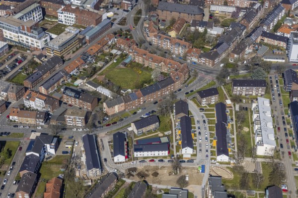 Aerial view, new development area Dresdner Straße, Leipziger Straße, housing estate with circular meadow area, citadel district, Wesel, Ruhr area, Lower Rhine, North Rhine-Westphalia, Germany, DE, Europe, property tax, real estate, aerial photography, aerial photography, aerial view, apartment buildings, apartment buildings, overview, bird's eye view, residential area, residential area, residential buildings, residential quality, residential neighbourhood, housing estate, birds-eyes view, overview