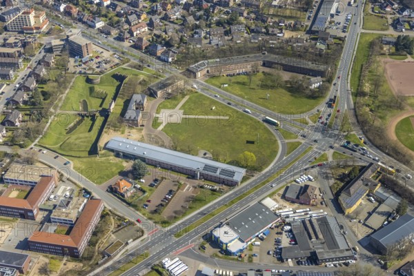 Aerial view, Citadel Wesel, Music School and Art School Wesel, LVR-Niederrheinmuseum Wesel, Erich-Kästner-Schule, Schule am Ring, Citadel Quarter, Wesel, Ruhr Area, Lower Rhine, North Rhine-Westphalia, Germany, An der Zitadelle, education, educational institution, DE, Europe, culture, art, art museum, educational institute, aerial view, aerial photography, aerial photography, museum, park, school, city archive, pond, overview, bird's eye view, birds-eyes view, cultural use, overview