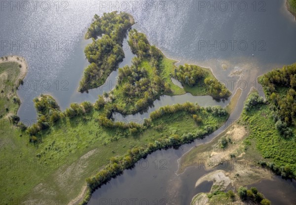 Aerial photograph, renaturation of the Lippe estuary in the nature reserve and Büdericher Insel in Wesel, Lower Rhine, North Rhine-Westphalia, Germany, Büdericher Insel, DE, Europe, shapes and colours, Lippe floodplain, Lippe Association, aerial photograph, aerial photography, aerial photography, nature reserve, Lippe estuary nature reserve, overview, bird's-eye view, Wesel, bird's-eye view, overview, renaturated river