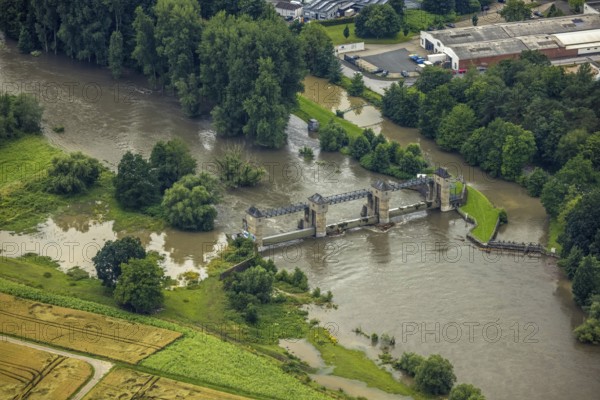 Aerial photo, Ruhr flood, flood after heavy rainfall, Echthausen, Wickede, Sauerland, North Rhine-Westphalia, Germany, DE, Europe, birds-eyes view, aerial photography, aerial photography, overview, bird's eye view, flood, Möhne, Möhnesee