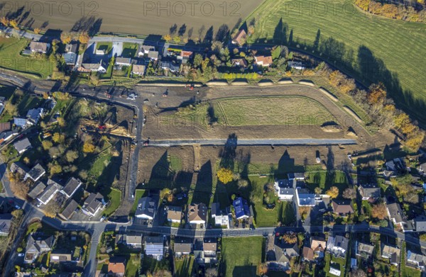 Aerial view, construction area for new housing estate between Ruhrstraße and Höhenweg in the district of Echthausen in Wickede, Sauerland, North Rhine-Westphalia, Germany, construction work, construction area, building site, building plots, construction project, construction site, DE, Europe, aerial view, aerial photography, aerial photography, overview, bird's eye view, Wickede, birds-eyes view, overview