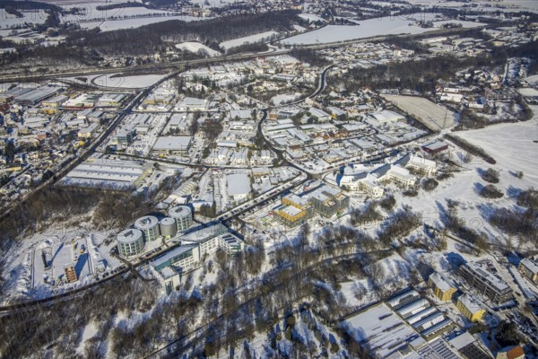 Aerial view, University of Witten / Herdecke, new campus extension in timber construction, university dental clinic, research and development centre, Liegnitzer Straße industrial estate, Wullener Feld, Bebbelsdorf, Witten, Ruhr area, North Rhine-Westphalia, Germany, Alfred-Herrhausen-Straße, education, educational institution, DE, Europe, FEZ, university, aerial view, aerial photography, aerial photography, snow, overview, university, bird's-eye view, winter, winter onset, ZBZ, Dental and Biosciences Research and Development Centre, bird's-eye view, overview