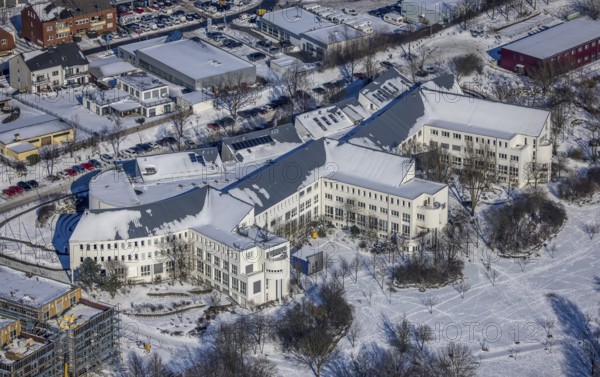 Aerial view, University of Witten / Herdecke, Annen, Witten, Ruhr area, North Rhine-Westphalia, Germany, Alfred-Herrhausen-Straße, education, educational institution, DE, Europe, university, aerial view, aerial photography, aerial photography, snow, overview, university, bird's eye view, winter, onset of winter, birds-eyes view, overview